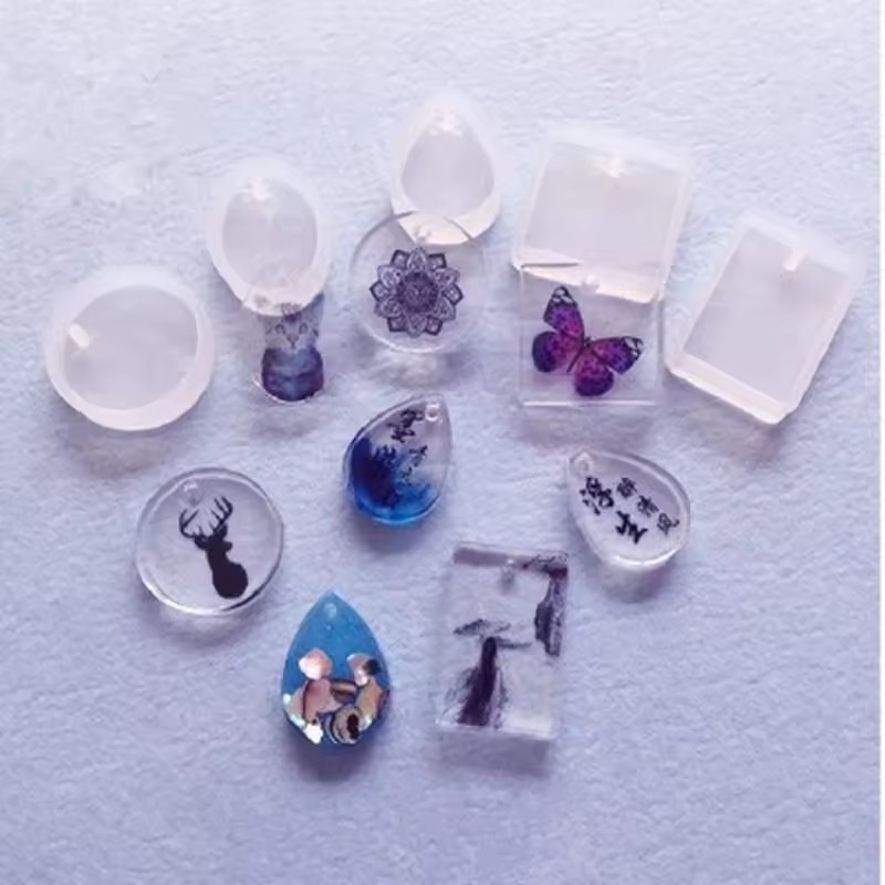 20個入りDIYキーホルダーペンダント用シリコンモールドキッ - Silicone Epoxy Resin Molds Set のレビューと価格